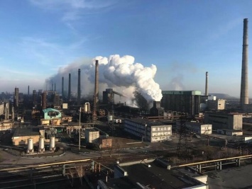 Кадровая катастрофа: на Алчевском металлургическом комбинате осталось только четверть работников