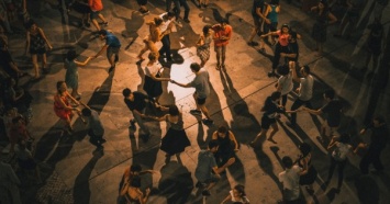 Давай, танцуй: 11 преимуществ танцев для психического здоровья