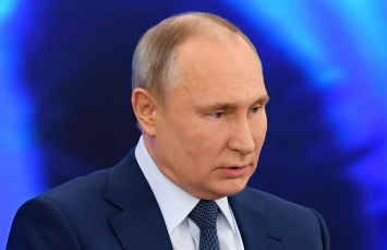 Путин наградил 23-летнего сына владельца "Русской медиагруппы"