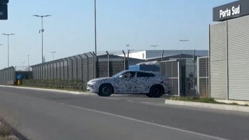 Lamborghini Urus Evo заметили на тестах (ВИДЕО)