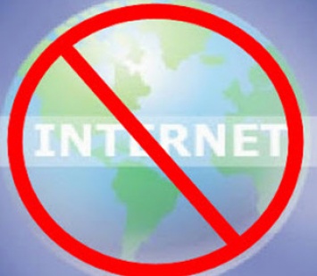 Дома нет интернета: в Украине судили маму школьника, который пропускал уроки онлайн