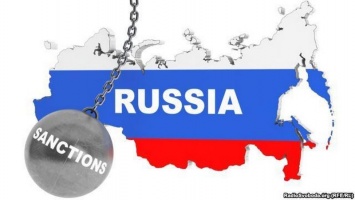 Зеленский подписал новые санкции: российские компании и СМИ, чиновники РФ и французские депутаты