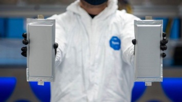 BMW и Ford вложили 130 млн долларов в стартап по производству твердотельных батарей