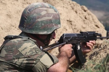 Азербайджан и Армения вновь начали стрельбу: один военнослужащий погиб