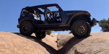 Wrangler и Bronco продолжают обмен ударами: на этот раз очки на стороне Jeep