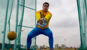 Украинец Кохан с личным рекордом выиграл Мемориал Дюлая в метании молота