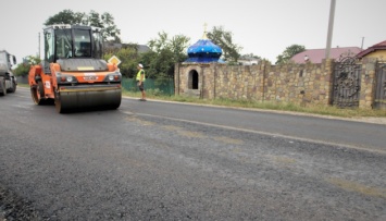 На Прикарпатье начали ремонт дороги к туристическим «магнитам» Богородчанщины