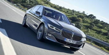 «Семерка» BMW станет электро уже в следующем году