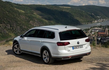 VW вновь предложил россиянам Passat Alltrack