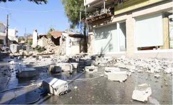 Землетрясение на Крите. Разрушены дома и храмы, есть погибший и раненые (ФОТО, ВИДЕО)