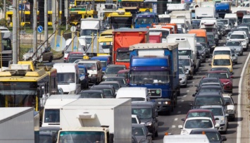 Пробки в Киеве: Кличко насчитал за сутки более 4,6 тысячи грузовиков