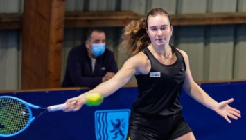 Украинка Снигур остановилась в четвертьфинале турнира ITF во Франции