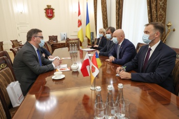 Мэр Одессы встретился с Послом Польши в Украине. Фото, видео