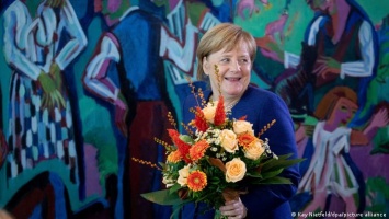 Ангела Меркель уходит с поста канцлера под звуки панк-рока