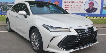 Новую Toyota Avalon показали на первых фото