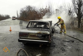 Лобовое и пожар: на трассе Запорожье-Кривой Рог-Кропивницкий произошло ДТП