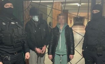 В городе Покров Никопольского района за жестокое убийство пенсионера задержаны трое местных жителей