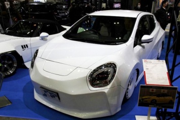 Студенты из Японии показали концепт Nissan Leaf NGR на мотор-шоу в Токио
