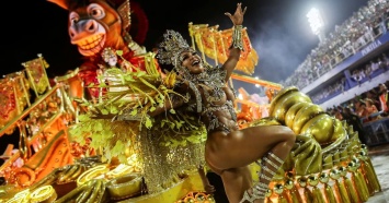 Карнавалы в Бразилии перенесли на апрель