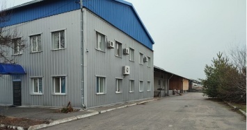 Продается производственно-складской комплекс с административными помещениями на земельном участке размером 3,1 гектара