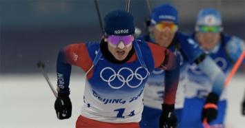 Олимпиада-2022: Йоханнес Бе вырывает для Норвегии золото в смешанной биатлонной эстафете