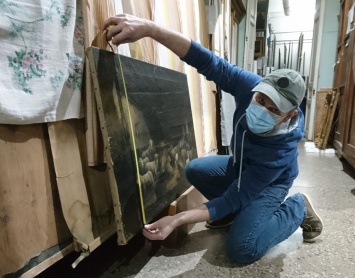 Подготовка к «Большой реставрации»: из Одесского музея западного и восточного искусства готовятся вывозить фонды