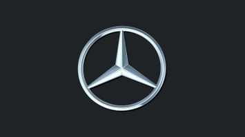 Компании Mercedes вывела на зимние тесты внедорожный седан