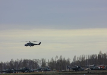 В 30 км от границы с Украиной: Россия перебросила боевые вертолеты (видео)