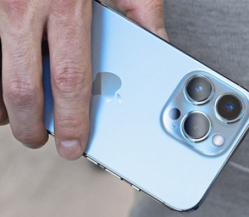 Apple и Тима Кука будут судить за сокрытие факта падения продаж iPhone