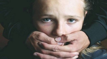 В Запорожской области разыскивают извращенца по подозрению в изнасиловании ребенка