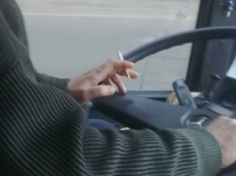 Сумчане хотят, чтобы водителей общественного транспорта штрафовали за курение