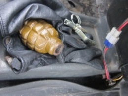 Суровый Днепропетровск: в центре мужчина с гранатой в кармане пил пиво