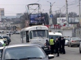 В Харькове инкассаторы протаранили трамвай