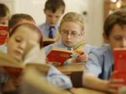В школах введут изучение крымскотатарской литературы