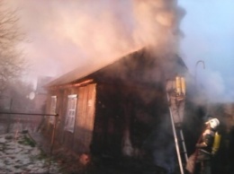 В результате удара молнии в Кировоградской области загорелся дом