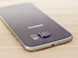 Samsung Galaxy S7 не выдержал испытания гидравлическим прессом