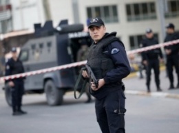 Теракт на юге Турции: взрыв прогремел около автовокзала.К месту ЧП съезжается большое количество скорых