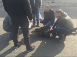 В Днепропетровской обл. на взятке задержан старший следователь полиции