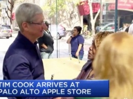 Тим Кук открывал старт продаж iPhone SE и нового iPad Pro в Пало-Альто [видео]