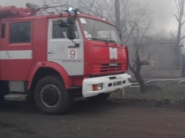 В Запорожской области загорелся дом: тушили 10 пожарных