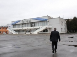 Авиасообщение между Ужгородом и Киевом возобновят с 18 апреля