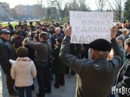 В заводе 61 коммунара назвали фарсом протестную акцию «Универсала» под облгосадминистрацией