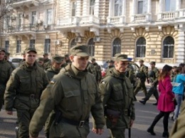 В Одессу стянули дополнительные силы полиции (ФОТО)