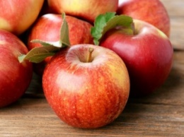 Риск преждевременной смерти снижается при употреблении яблок