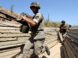 Война в Карабахе разморозилась - армяне и азербайджанцы обвиняют друг друга, а войска идут в наступление