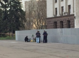 Взрыв на Куликовом поле в Одессе предварительно квалифицировали как хулиганство, - полиция