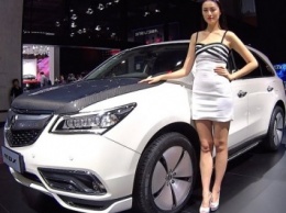 Acura представила обновленный кроссовер MDX 2017