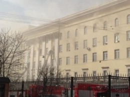 Пожар в центре Москвы: загорелось здание Минобороны (ФОТО, ВИДЕО)