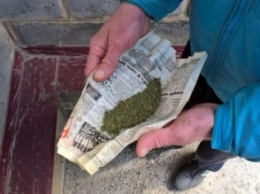 В Славянске полицейские изъяли наркотики у 4 жителей за сутки