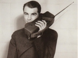 Первый в истории звонок с сотового телефона. Как это было